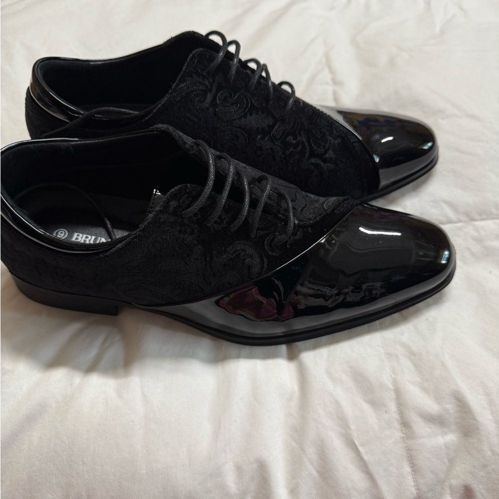 Sophisticated Black Men's Oxfords